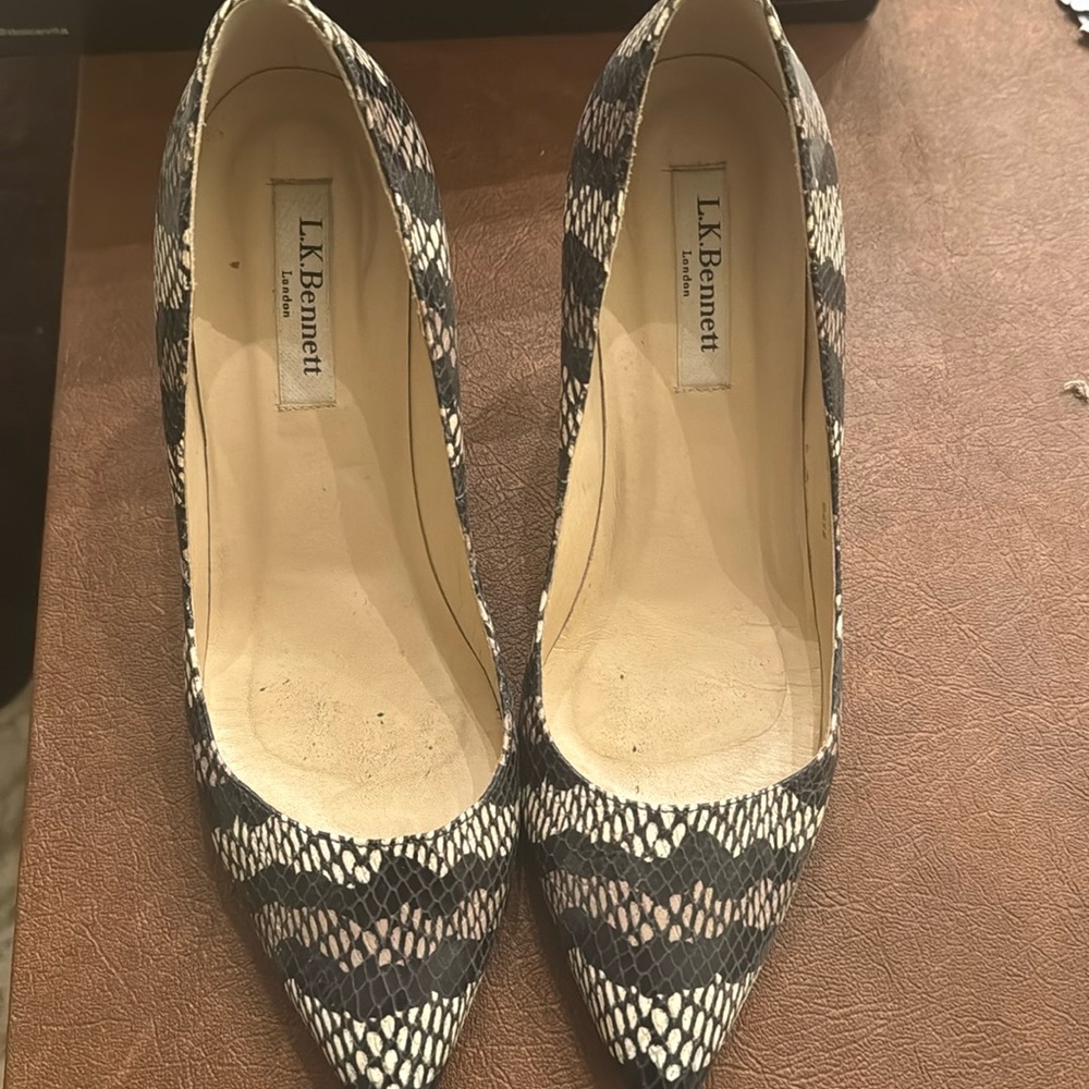 LK Bennett pumps, size 38